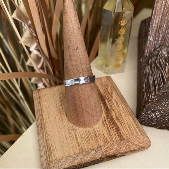 Sterling Silver Hammered 3mm Ring Sizes 6,7,8,9,10 - Picture 3 of 6